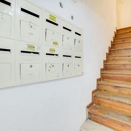 Golden Cage Chiado - Charm Historic And Cozy Apartment ลิสบอน ภายนอก รูปภาพ