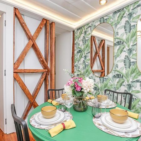 Golden Cage Chiado - Charm Historic And Cozy Apartment ลิสบอน ภายนอก รูปภาพ