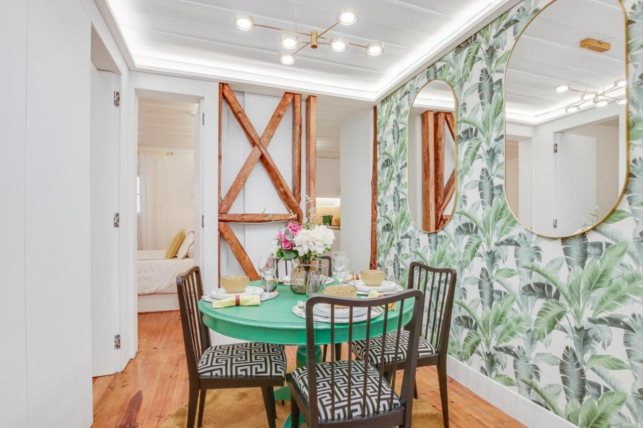 Golden Cage Chiado - Charm Historic And Cozy Apartment ลิสบอน ภายนอก รูปภาพ