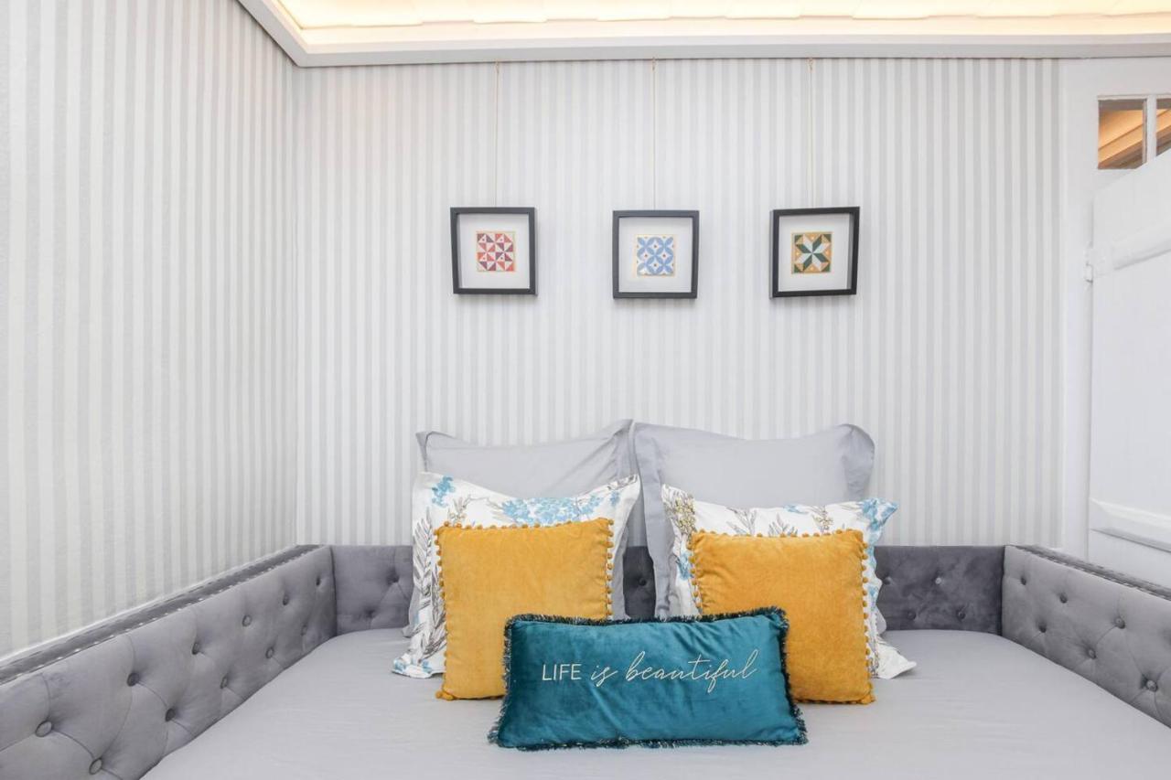 Golden Cage Chiado - Charm Historic And Cozy Apartment ลิสบอน ภายนอก รูปภาพ