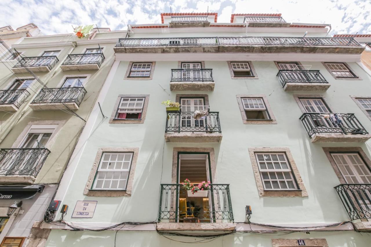 Golden Cage Chiado - Charm Historic And Cozy Apartment ลิสบอน ภายนอก รูปภาพ